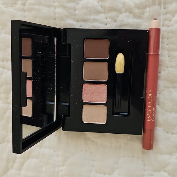 Estée Lauder x Ladurée Limited Edition Cosmetic Pouch With Makeup Samples NWT - Picture 7 of 8